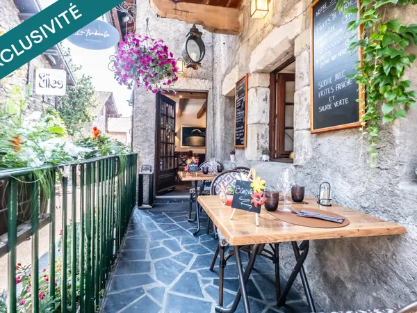 Restaurant typique à Yvoire ( 74140 ) avec terrasse