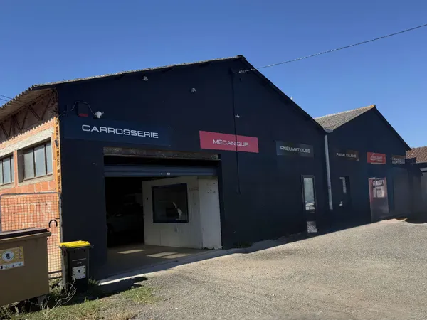 Local 840 m²