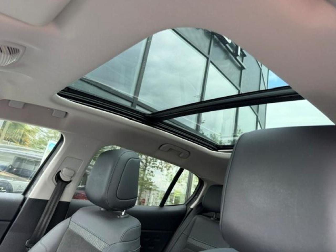 Citroën C5 Aircross bluehdi 130ch s&s shine pack eat8 — photo 11