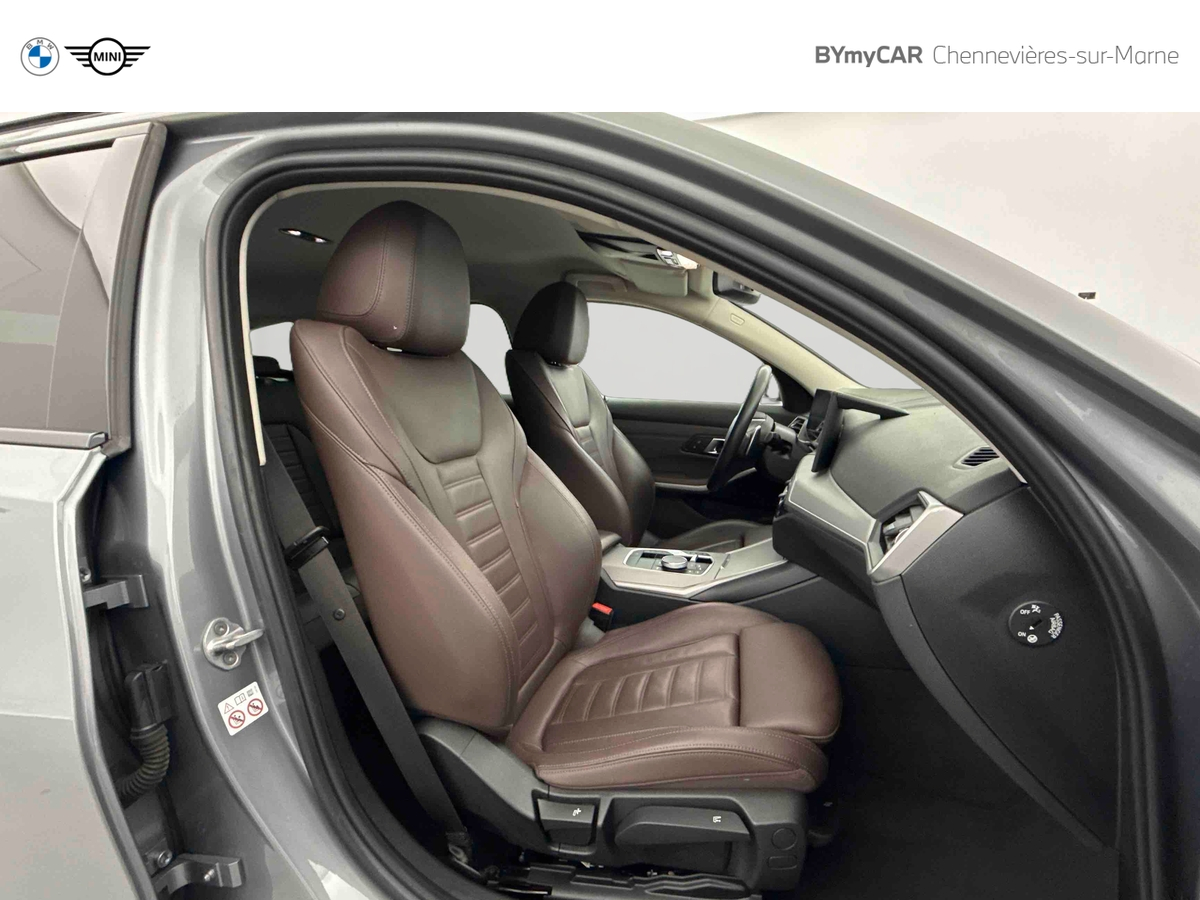BMW Touring 318i 156 ch BVA8 — photo 14
