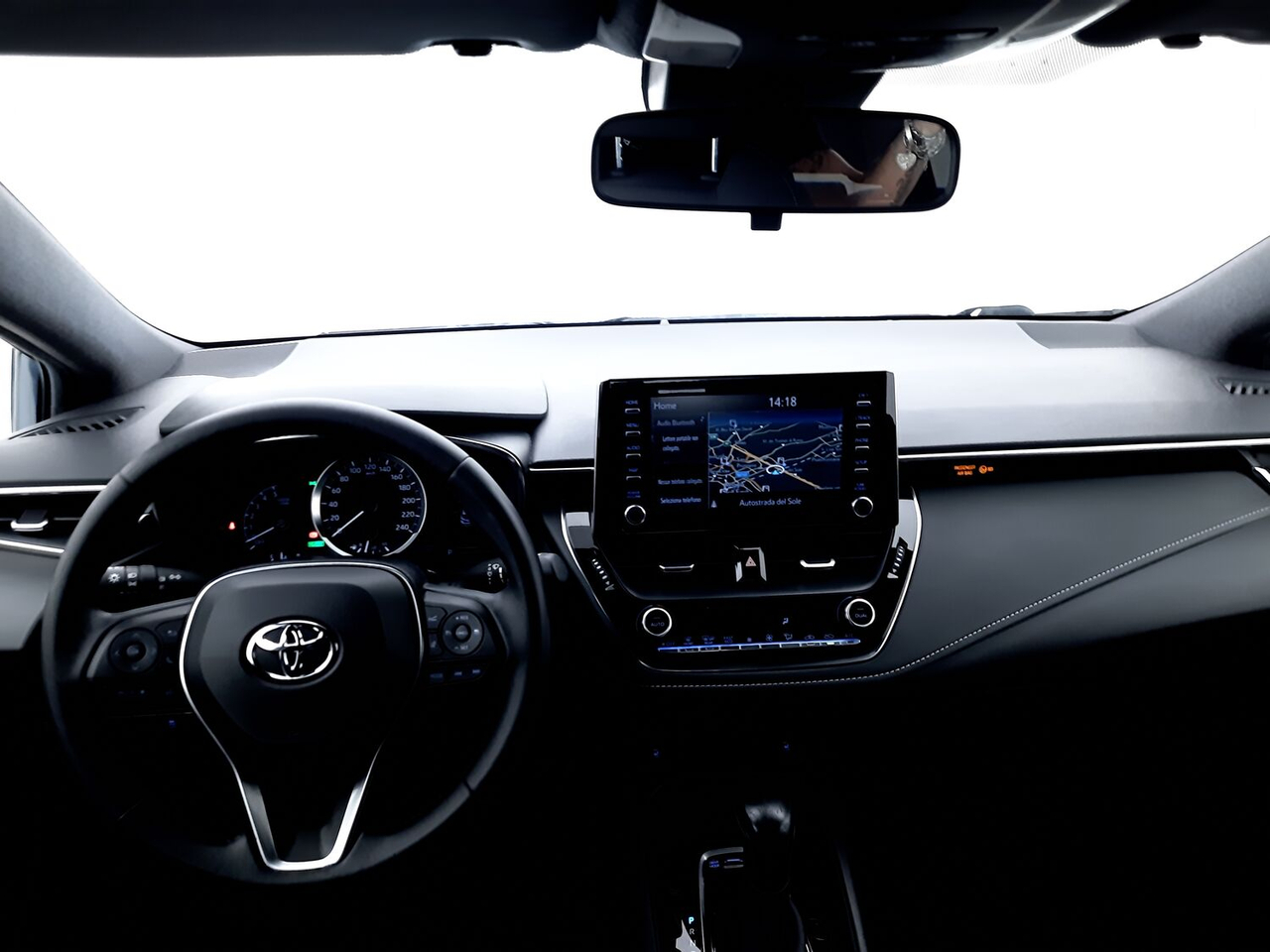 Toyota Corolla — photo 12