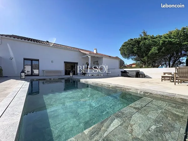 Villa 7 pièces 250 m²