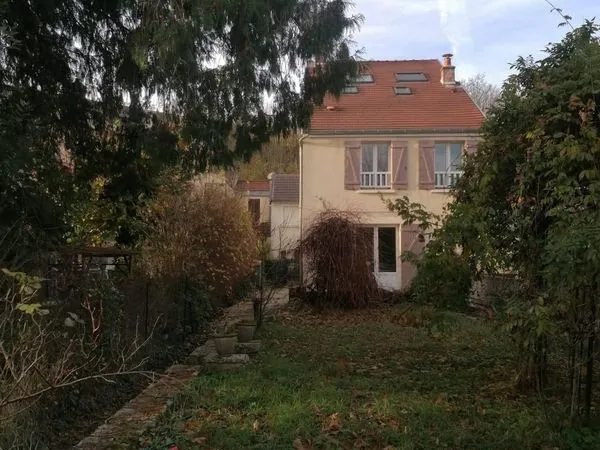 Propriété avec Dépendance Fontainebleau-Avon gare 157 m2