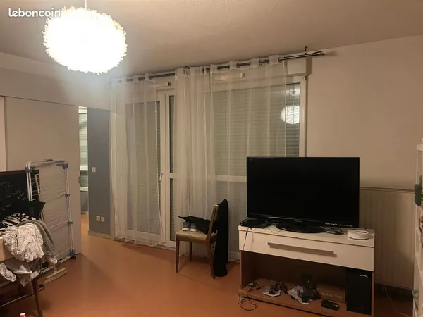 Location appartement meublé 65m2