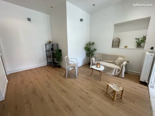 Appartement T3 avec terrasse