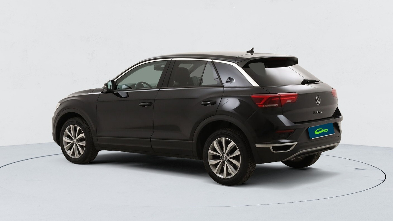 Volkswagen T-Roc — photo 3