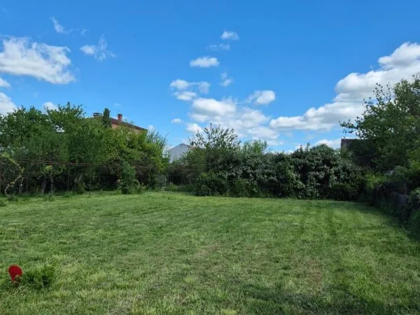 ALBI, terrain plat à Bâtir