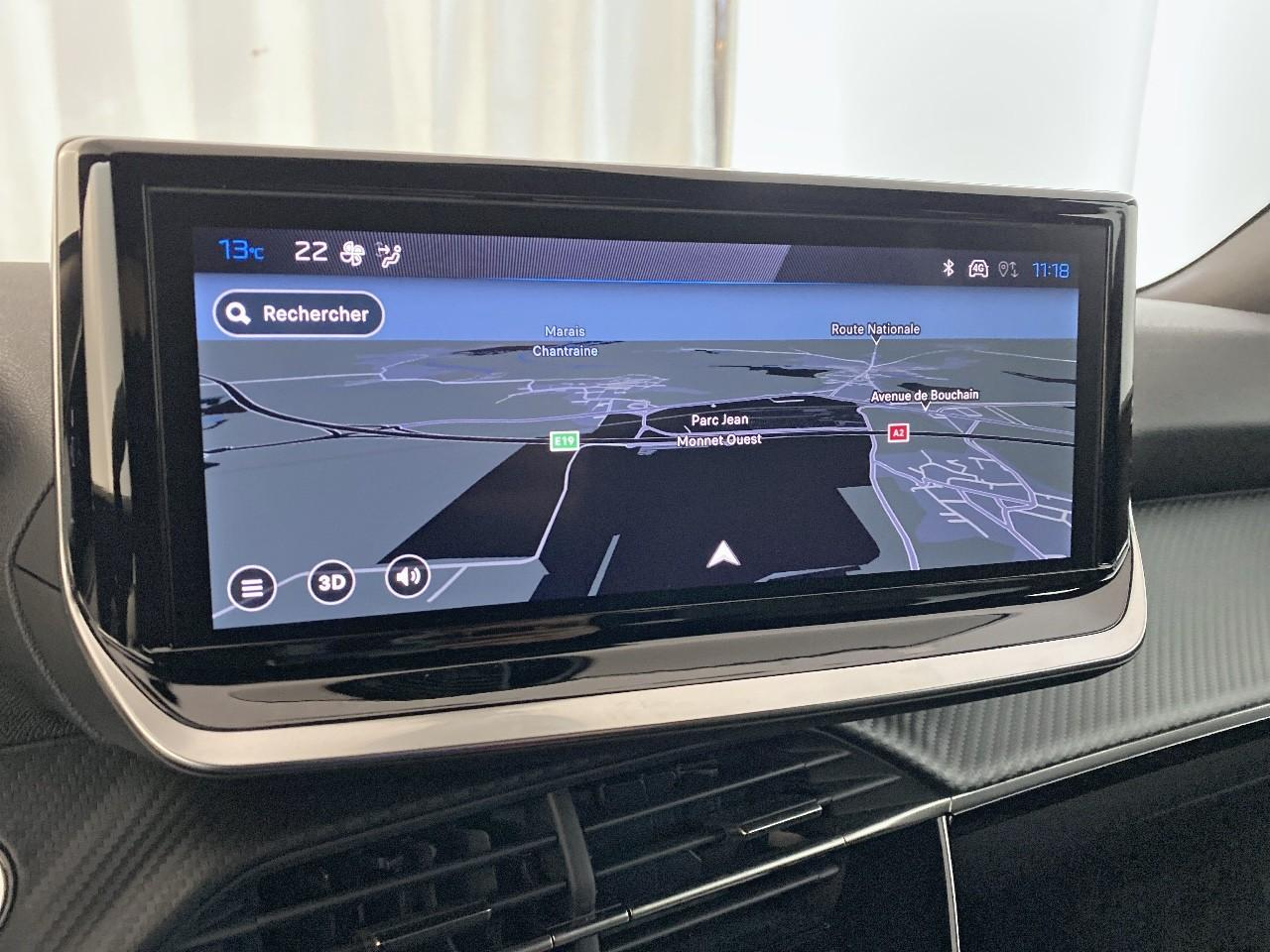 Peugeot 2008 hybrid 145 ch e-dcs6 allure — photo 16