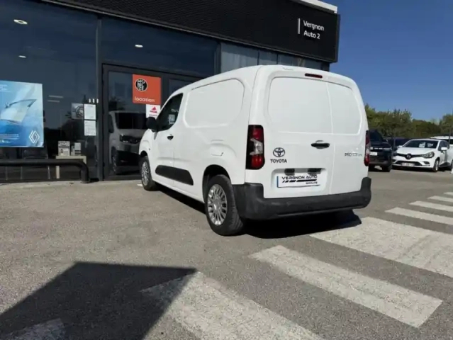 Toyota Proace 1.5 medium 100 d-4d business — photo 23