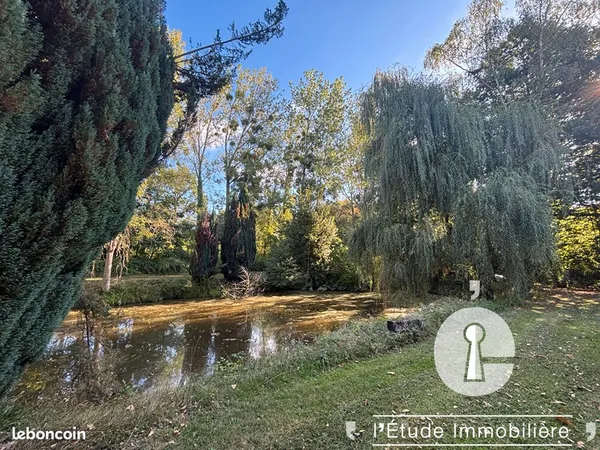 Terrain 950 m² QUELAINES SAINT GAULT