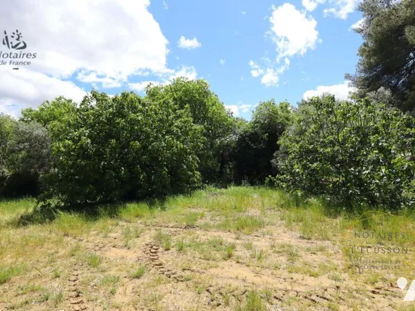Terrain 500 m²