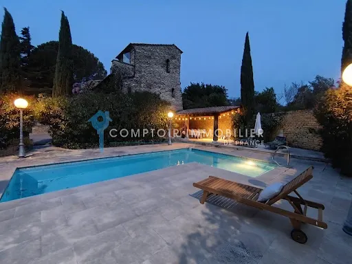 Propriété 6 pièces 210 m²
