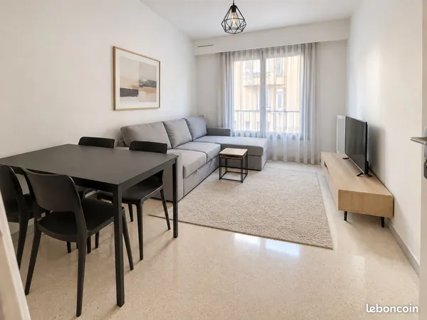 St Roch 2-pièces 30 m2 meublé