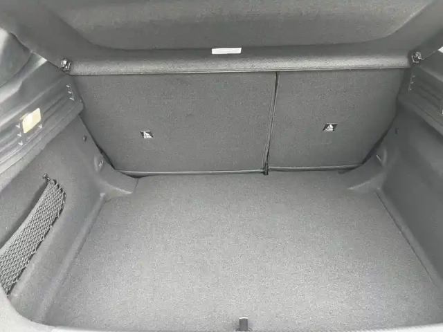 Peugeot 308 hybrid 145 e-dcs6 — photo 10