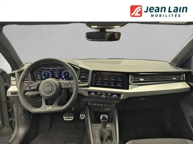 Audi A1 sportback 35 tfsi 150 ch s tronic 7 — photo 18