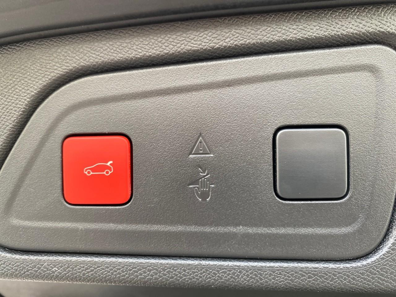 Citroën C5 Aircross bluehdi 130ch s&s shine eat8 e6.d — photo 24