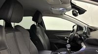 Peugeot 3008 1.5 BlueHDi 130ch S&S Allure Pack — photo 15