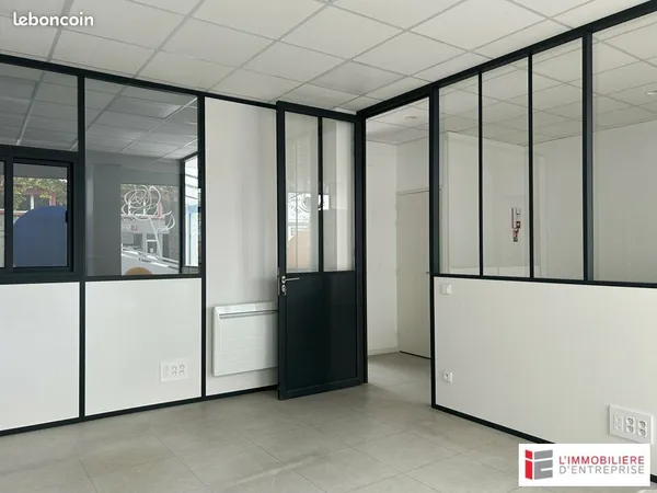 Bureaux 108 m²