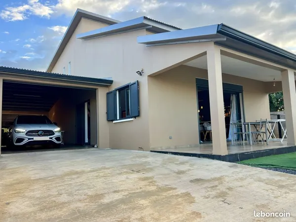 Villa 5 pièces 140 m²