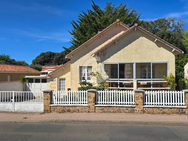 MAISON 6 PIECES- 107,86M²- À VENDRE À JARD SUR MER