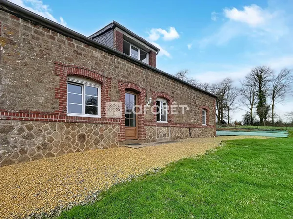 Maison 7 pièces 138 m²