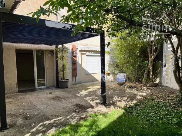MAISON A RENOVER QUARTIER CHATEAUVERT