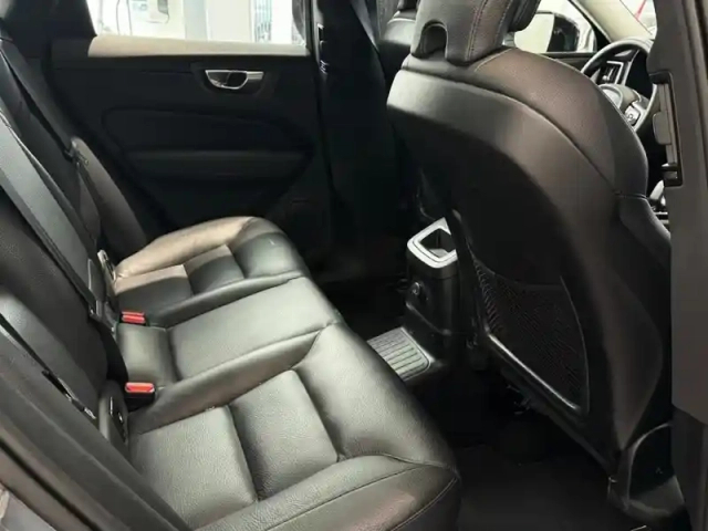 Volvo Xc60 t6 recharge awd 253 ch + 145 ch geartronic 8 ultimate style dark — photo 24