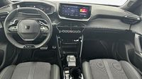 Peugeot 2008 1.2 Hybrid 145ch GT e-DCS6 — photo 8