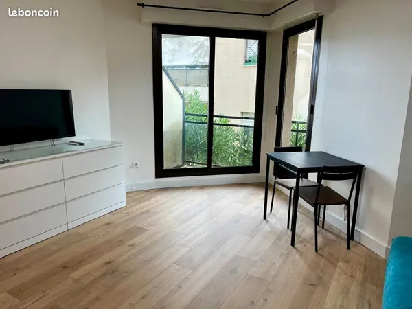 Studio meublé Fabron