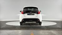Toyota Yaris 116h Design 5p MY21 — photo 6