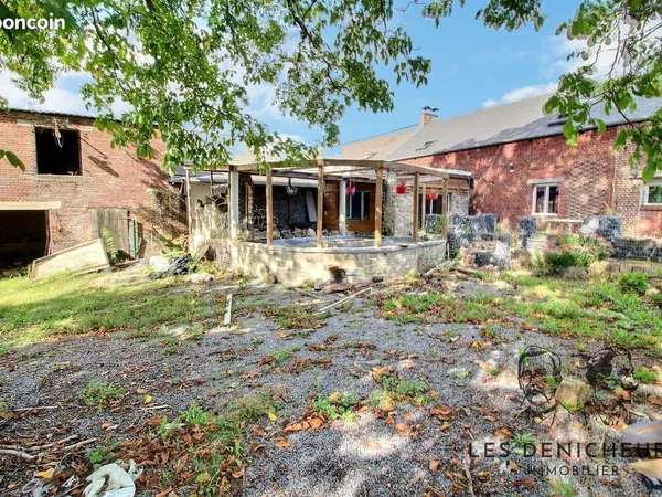 Maison 13 pièces 250 m²