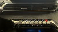 Peugeot 3008 HYBRID 225ch GT e-EAT8 — photo 26