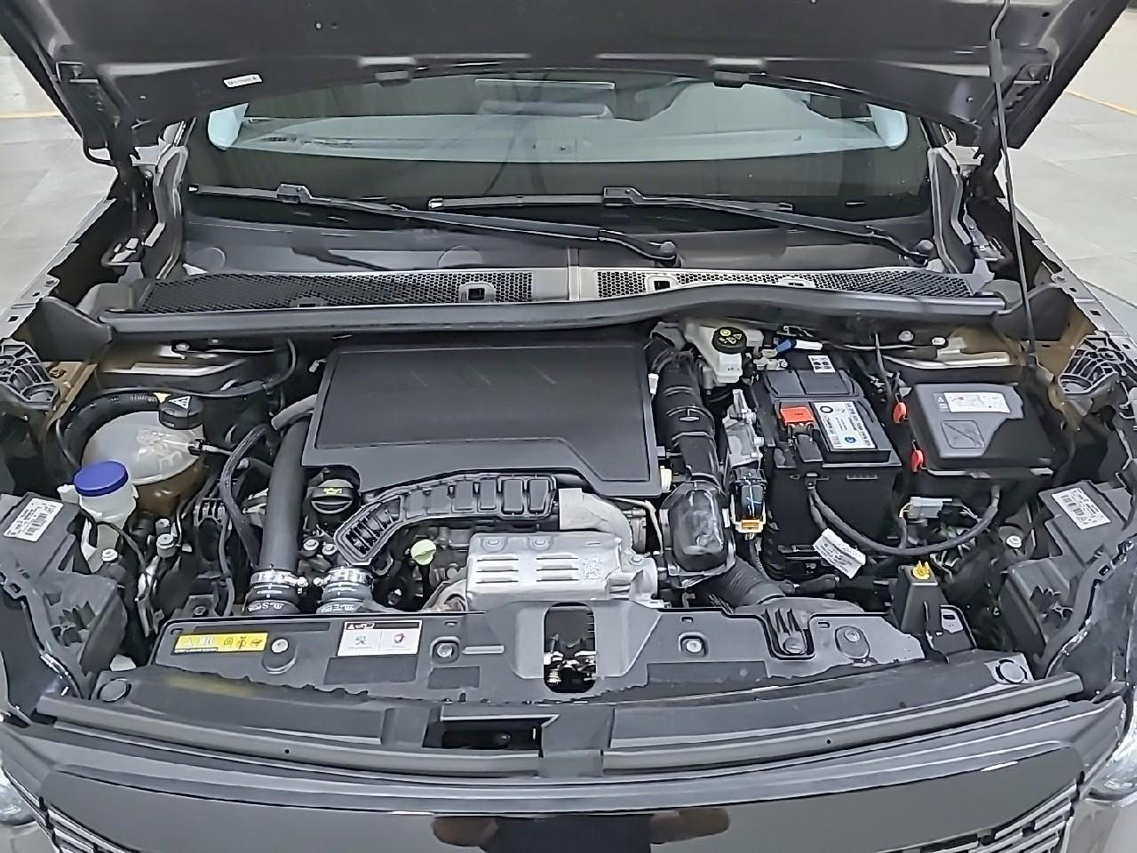 Peugeot 2008 puretech 130 s&s eat8 roadtrip — photo 15