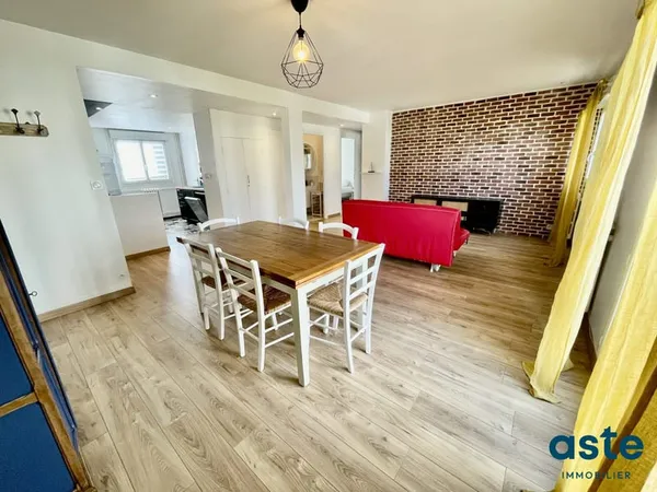 PETIT PARIS - CHAUFFAGE INCLUS