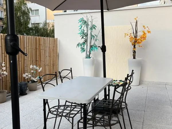 Appartement 4 pièces avec grande terrasse
