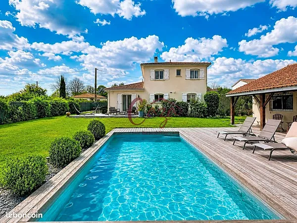 Maison 8 pièces 184 m²