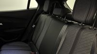 Peugeot 2008 1.2 Hybrid 145ch Allure e-DCS6 — photo 13
