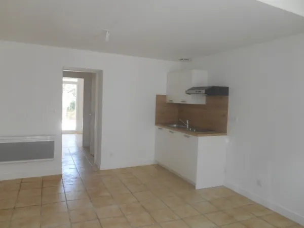 BOMPAS appartement en rez de jardin