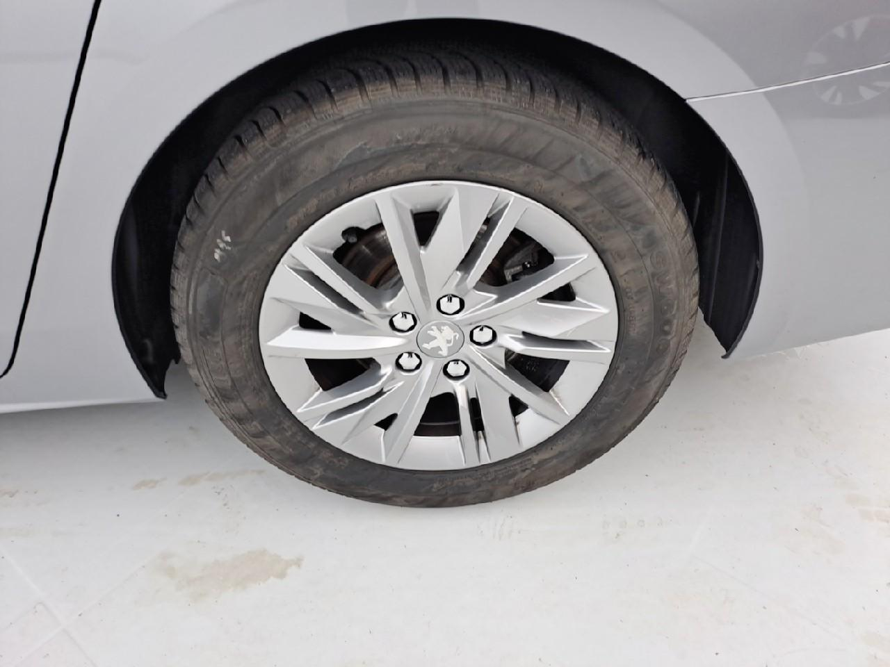 Peugeot 508 sw puretech 130 ch s&s eat8 active pack — photo 20