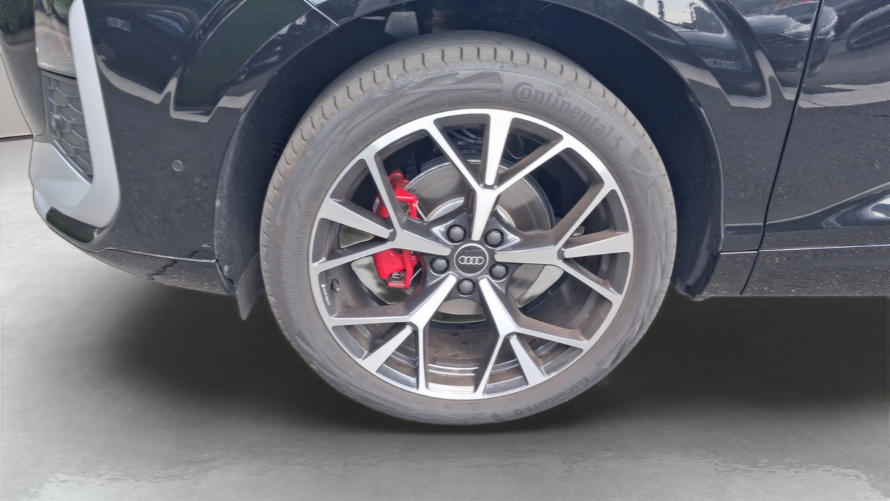 Audi Q3 TFSI 150 ch Hybride S tronic 7 — photo 16