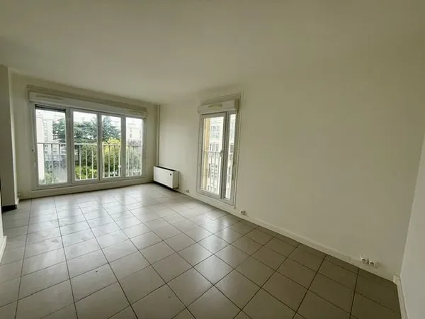 Studio enièrement rénové