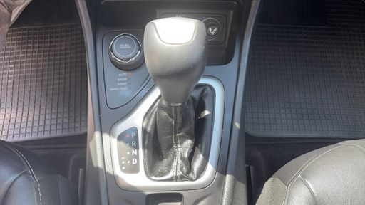 Jeep Cherokee 2.2 CRD 4WD 184 cv boite auto - Night Eagle – 2018 – 95375 km – Diesel – Boîte Automatique — photo 15