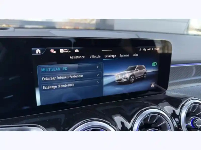 Mercedes Glb 200 d amg line — photo 16