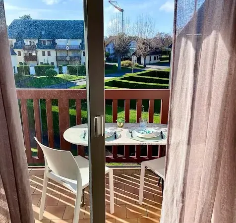 Studio 1 pièce 17 m²
