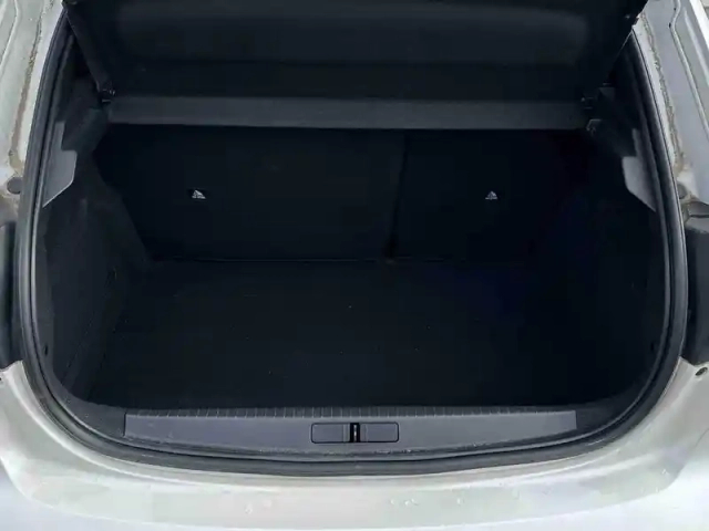 Peugeot 208 1.2 puretech 100ch s&amp;s allure eat8 — photo 20