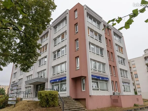 Bureaux 376 m²