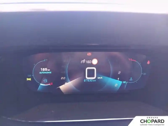 Peugeot 2008 puretech 130 s&amp;s bvm6 — photo 17