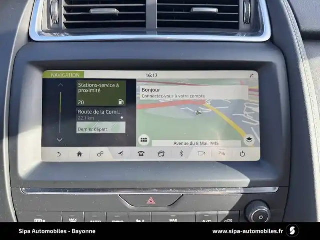 Jaguar E-Pace 2.0 d - 150 ch awd bva — photo 25