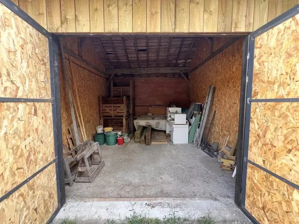 Box de stockage 27 m²