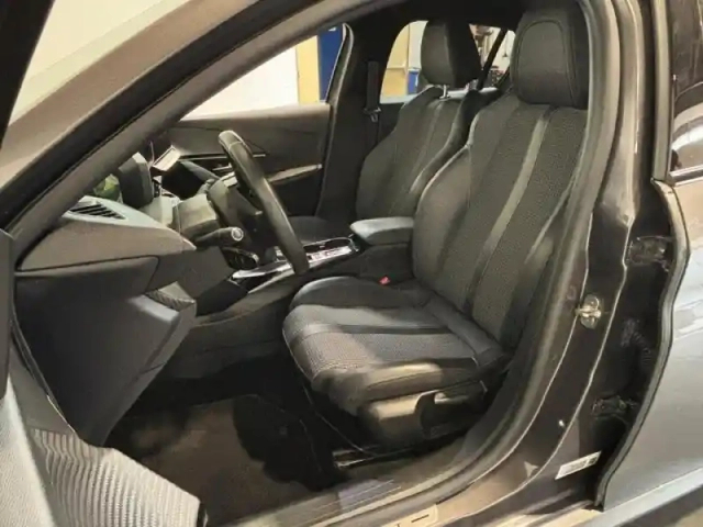 Peugeot 208 1.2 100 gt gps / carplay / fullled / camera 180 / — photo 27